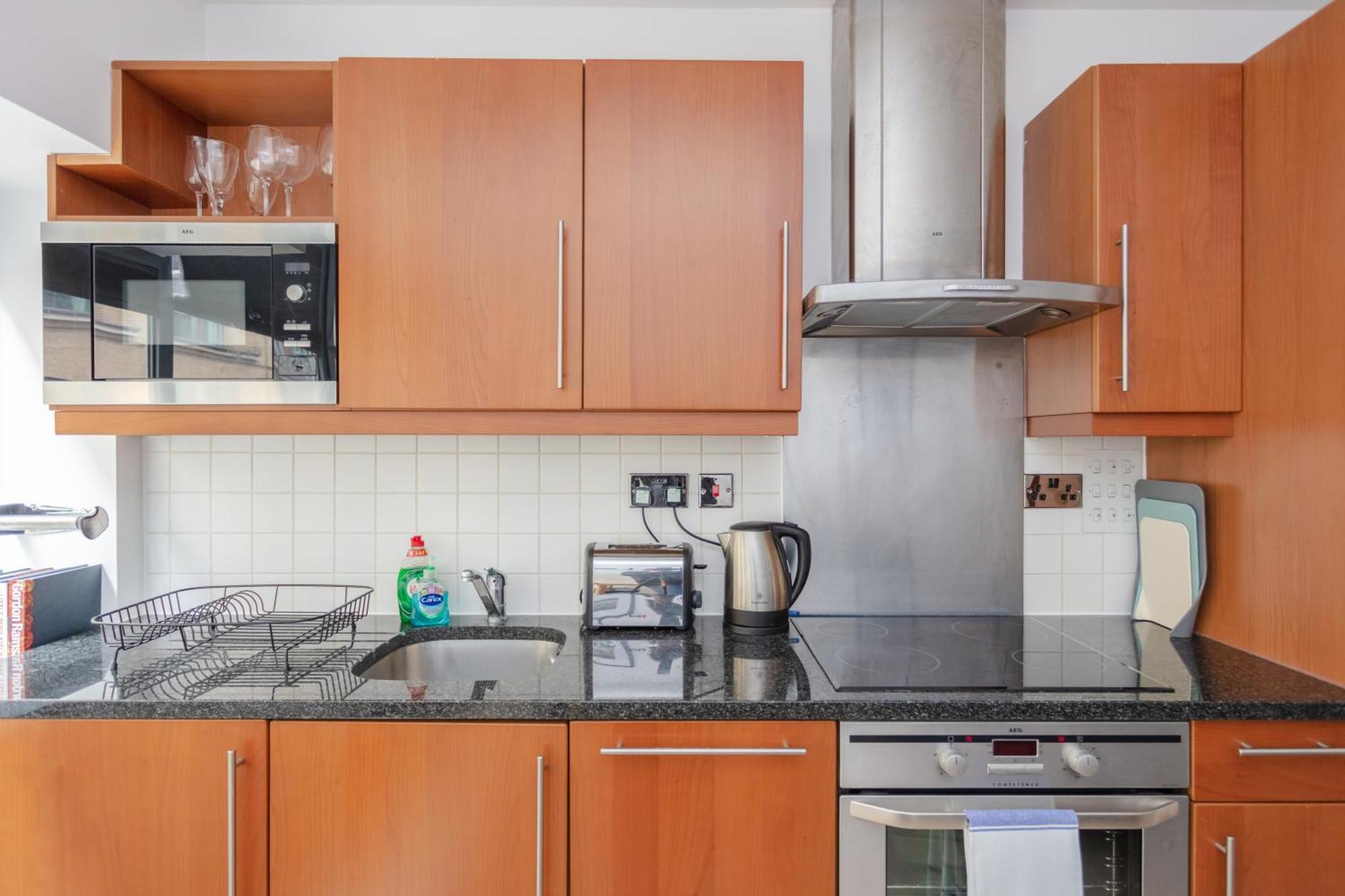 Stylish 1 Bedroom Apartment In Holborn In A Great Location Лондон Екстер'єр фото