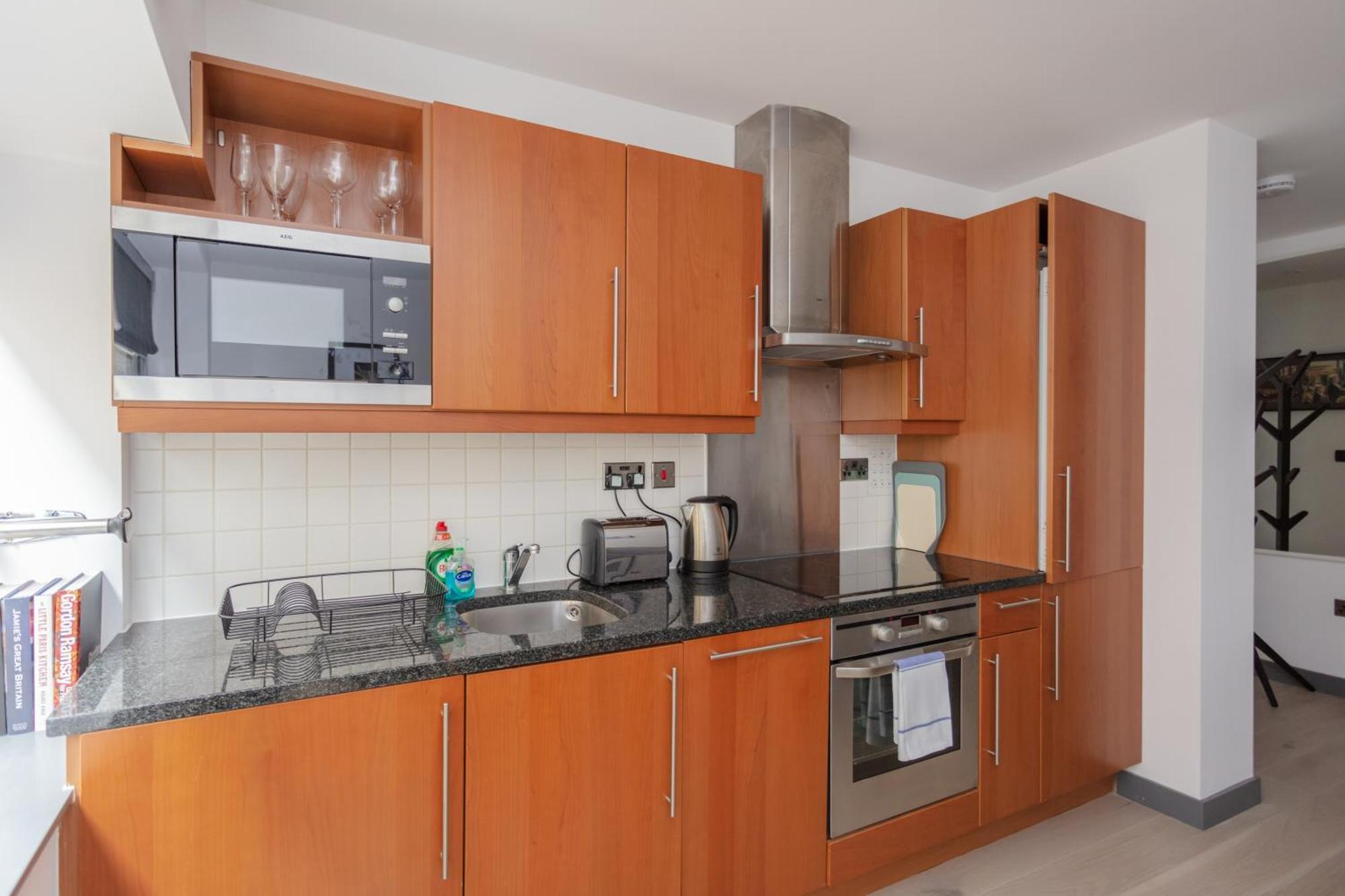 Stylish 1 Bedroom Apartment In Holborn In A Great Location Лондон Екстер'єр фото